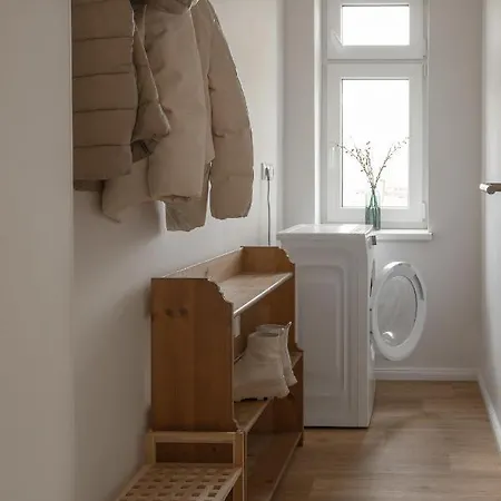 Haus 2 *